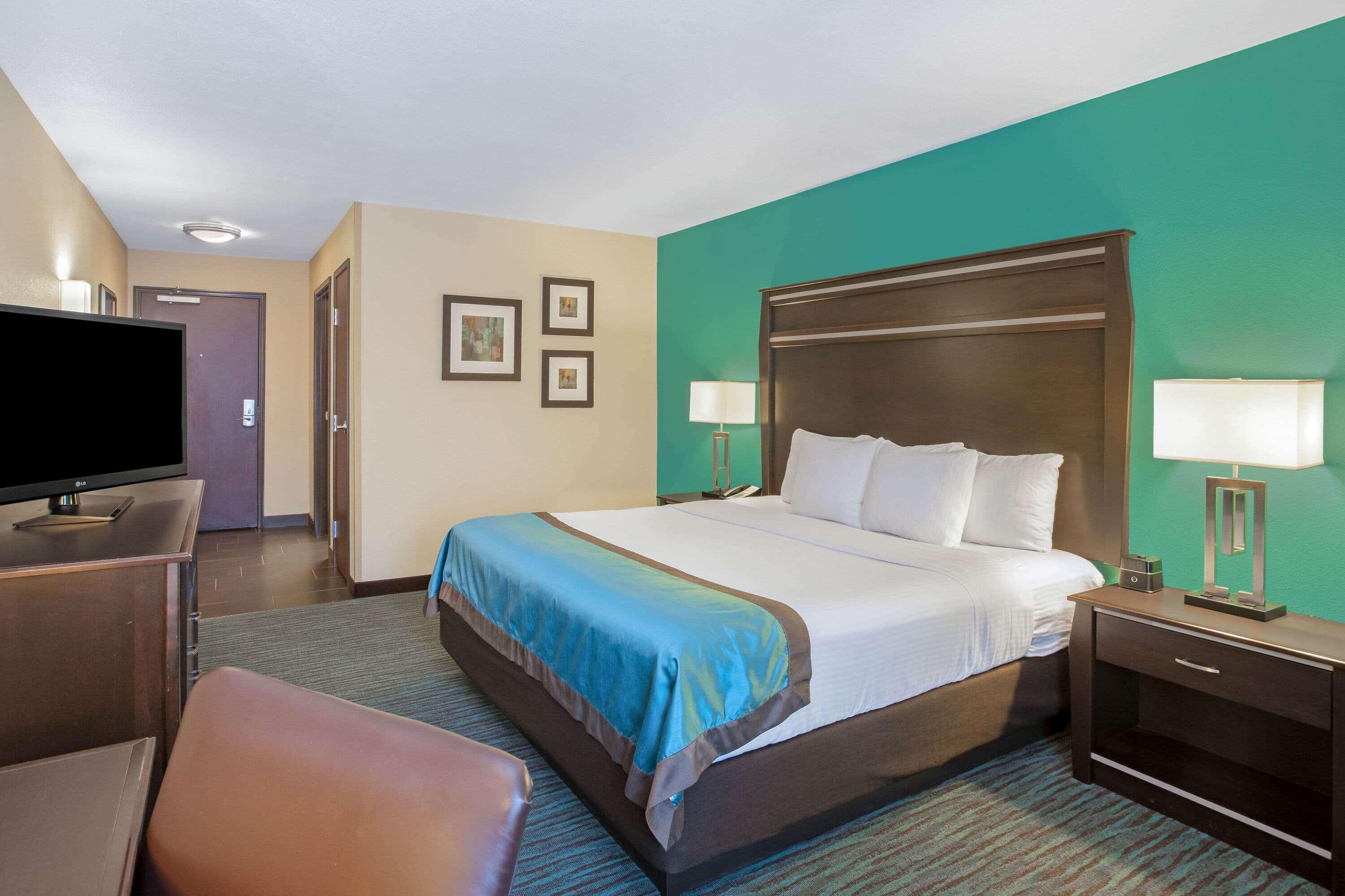 La Quinta By Wyndham Sioux Falls Exterior photo