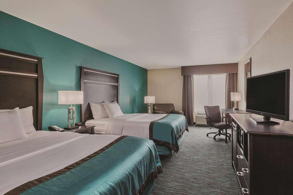 La Quinta By Wyndham Sioux Falls Room photo