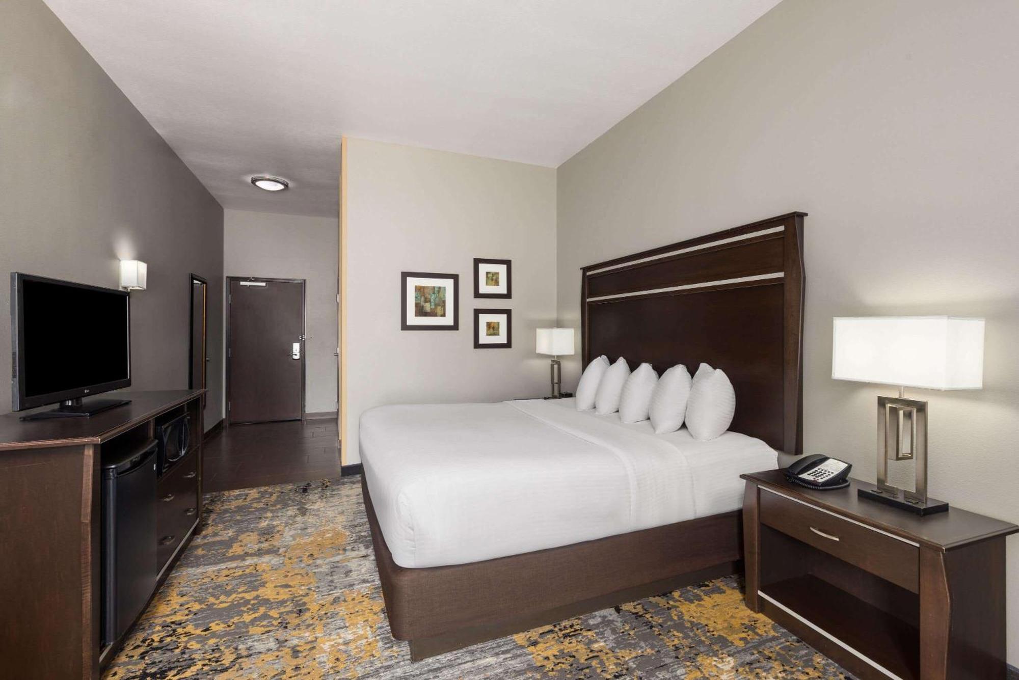 La Quinta By Wyndham Sioux Falls Exterior photo