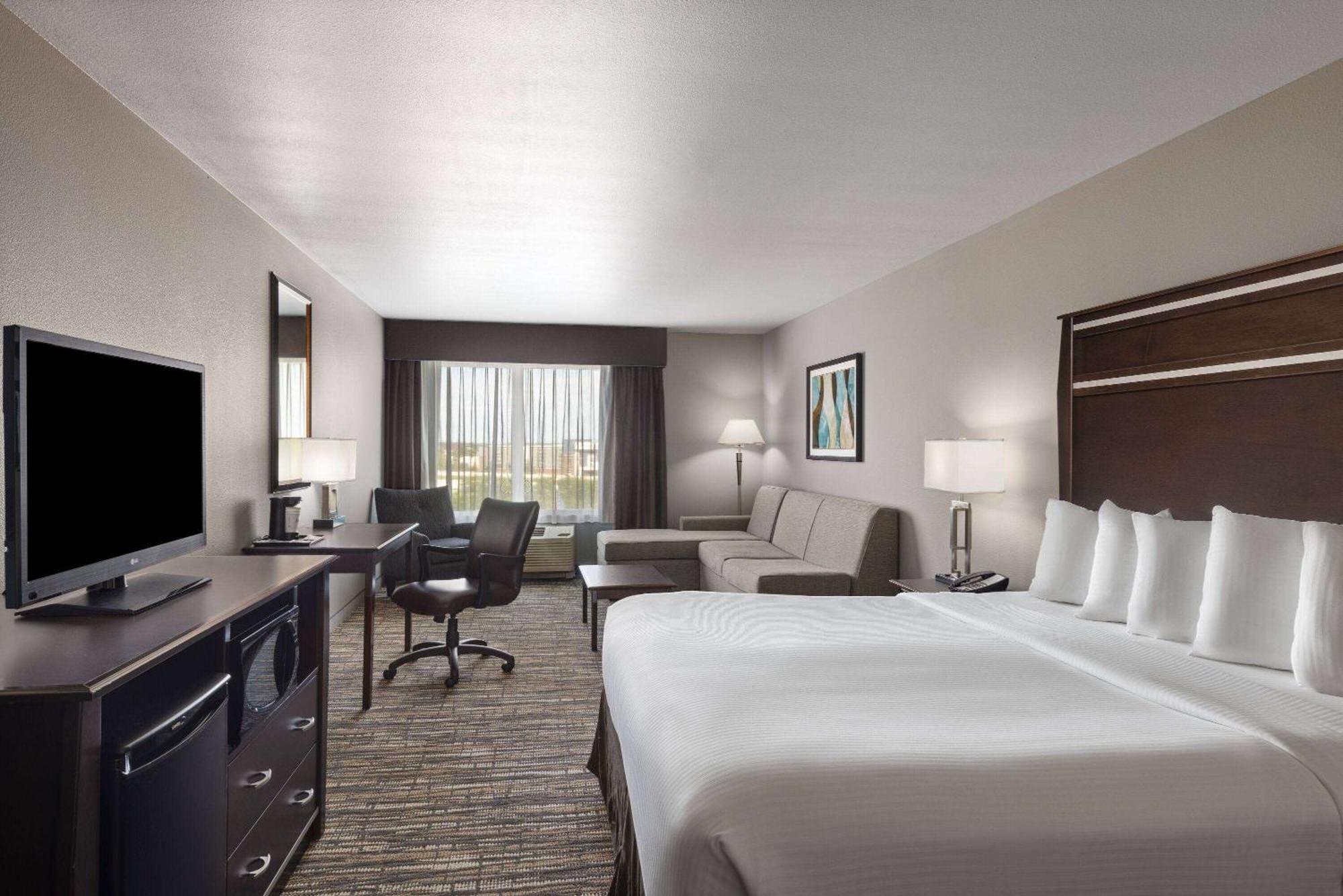 La Quinta By Wyndham Sioux Falls Exterior photo