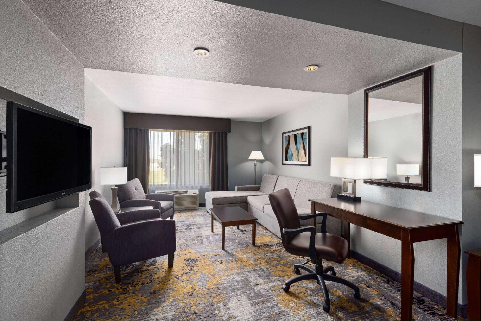 La Quinta By Wyndham Sioux Falls Exterior photo
