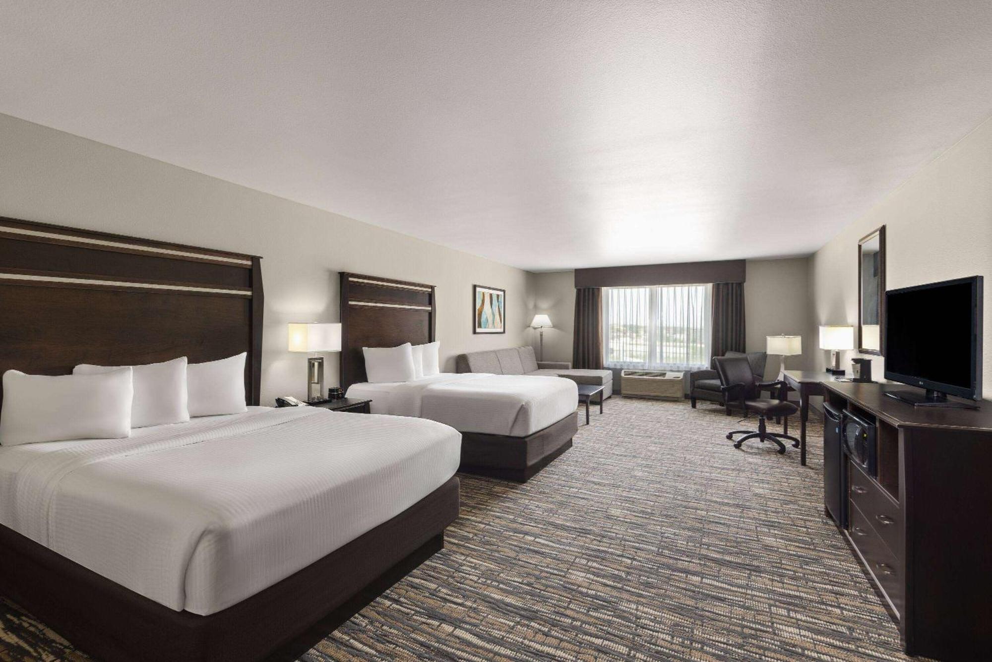La Quinta By Wyndham Sioux Falls Exterior photo