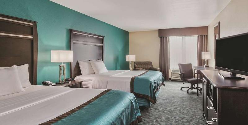 La Quinta By Wyndham Sioux Falls Exterior photo